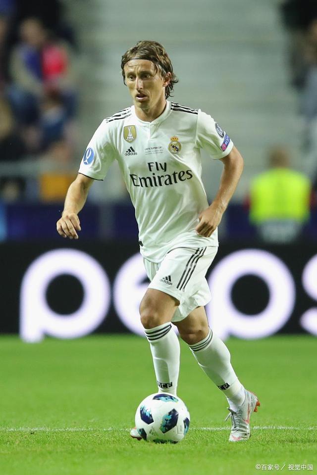 国脚伤愈后首秀建功，球迷称其回来了