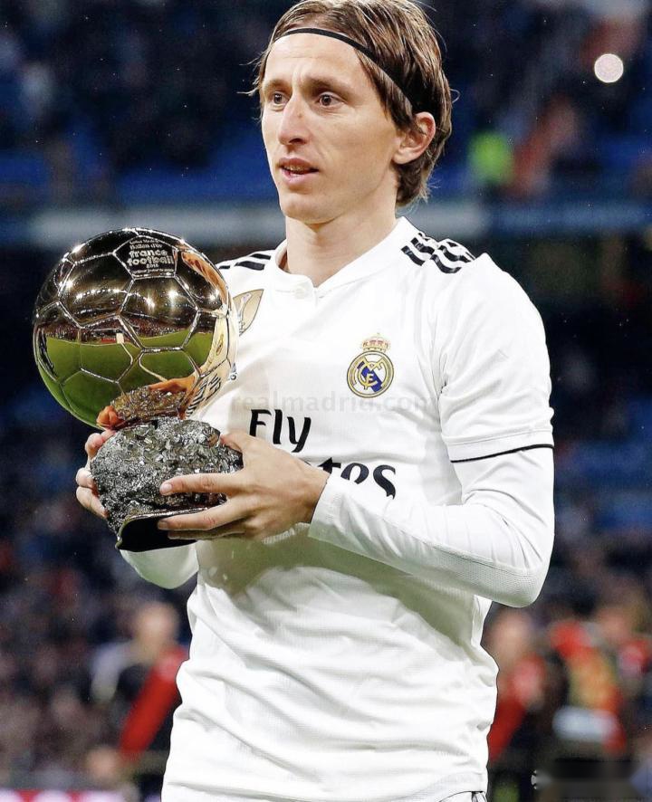 卡拉格痛批萨拉赫：可耻，自私，巨星特权不能这么搞