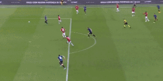 鲁本·阿莫林的曼联体系为何在边翼卫位置频频受阻？危机或将进一步加剧！